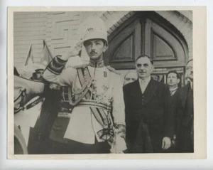 FOTO DE COLECCIÓN IRAQUÍ 1942 نوري السعيد APERTURA DEL PARLAMENTO NURI-COMO-SAID - Imagen 1 de 2