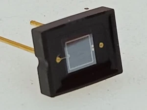 Diodo fotográfico Hamamatsu S2387-33R nuevo en caja - Imagen 1 de 4