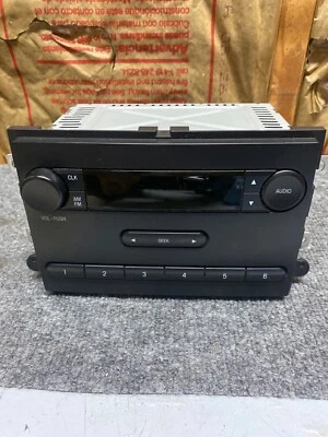 08-16 Ford E150 E250 E350 Van Econoline AM FM Radio Estéreo F150, Buen Estado  Foto 1 de 4