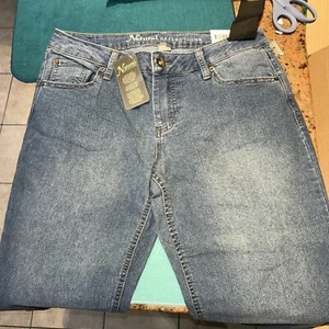 Natural Reflections Womens Jeans 10T  NWT’s - Picture 1 of 4
