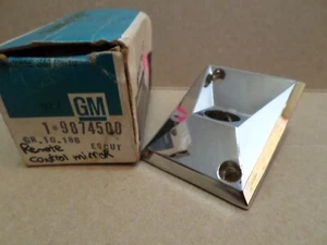1971 1972 74 1977 Corvette Buick Oldsmobile nos remote control mirror escutcheon - Picture 1 of 3