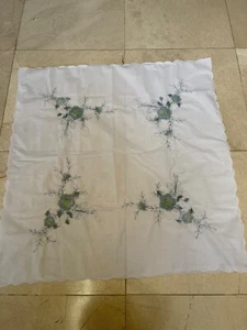 Vintage Cotton White Embroidered Green Floral Table Cloth 31" x 31” - Picture 1 of 5