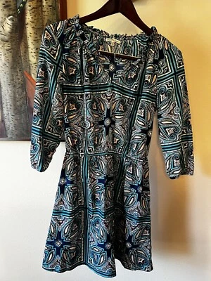 Vestido corto Charlotte Russe manga 3/4 estampado cachemir talla mediana para mujer Foto 1 de 4