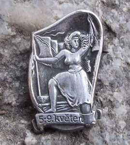 Antique Prague Uprising Czech Woman Waving Flag 5th 9th May 1945 Pin Badge - Picture 1 of 4