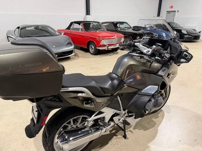 BMW Serie R 2021  Foto 1 de 4