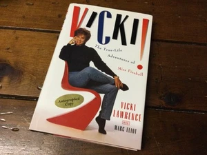 ** SIGNED 1st Edition ** VICKI LAWRENCE ** Miss Fireball ** (1995 HC/DJ) ** - Imagen 1 de 7