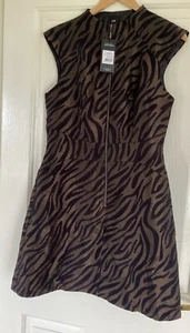 BNWT CUE Dress Black / Dark Bronze Zebra Jacquard Zip Front Size 10 RRP $265 - Picture 1 of 8