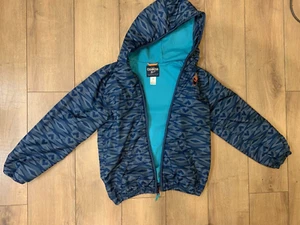 OshKosh boys wind breaker/thin jumper with hood size 10 GUC - Picture 1 of 2