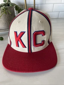 Kanas City Monarchs Negro Leagues American Needle 1918 eng anliegende Mütze Druckknopflasche KC - Bild 1 von 6