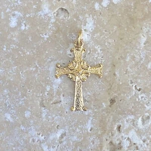 14KT Yellow Gold Small Celtic Cross Pendant Charm NEW - Picture 1 of 4