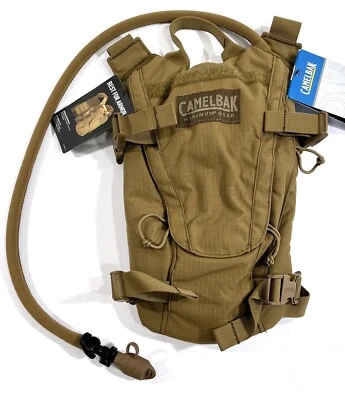 NUEVO CON ETIQUETAS CAMELBAK THERMOBAK ARMADURA 85 OZ / 2,5 L SISTEMA DE HIDRATACIÓN BRONCEADO COYOTE Foto 1 de 4