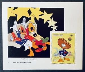 BELIZE DISNEY CHRISTMAS STAMPS S/S 1986 MNH DONALD DUCK THE THREE CABALLEROS - Picture 1 of 1