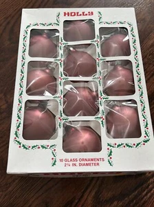 Vintage Holly Glass Christmas Ornament Set of 10 214/10 Dusty Pink - Picture 1 of 8