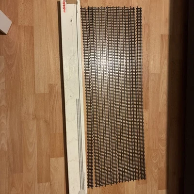 Märklin 2205 Flexgleise 10 Stück Vollprofil K Gleise - Bild 1 von 4