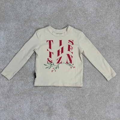 Tiny Tribe Australia The SZN Top Manga Larga Niño Pequeño Talla 2T Beige Gráfico Vacaciones Foto 1 de 4