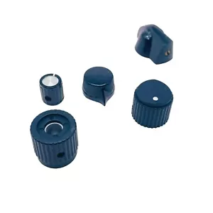 5 pcs Assorted Potantiometer Knobs, Raytheon and Daka Ware - Picture 1 of 9