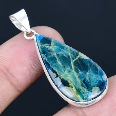 Colgante hecho a mano enchapado en plata 925 azul neón apatita de 1,7" Foto 1 de 3