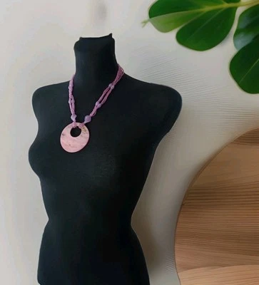  Perlen Kette  Rokailles Perlen  lila-Töne  Perlmutt Anhänger Rund Modeschmuck  - Bild 1 von 4