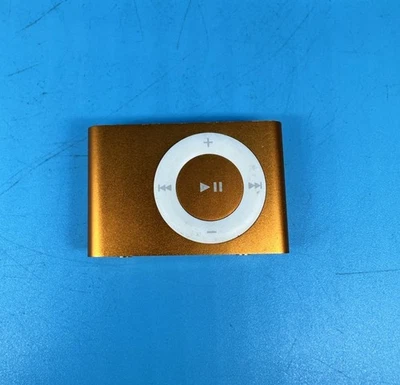 Apple iPod Shuffle 2nd Generation A1204 Gold - Tested - Image 1 of 4