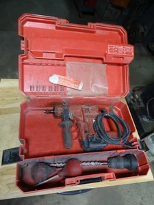 Hilti Corded Rotary Hammer Drill w/ Case *Works, Needs New Chuck*, TE24 - Picture 1 of 11