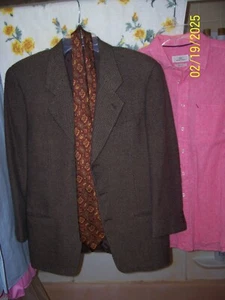 men's 38 SHT Giorgio Armani cashmere sport coat diamond pattern & Barneys NY tie - Picture 1 of 14