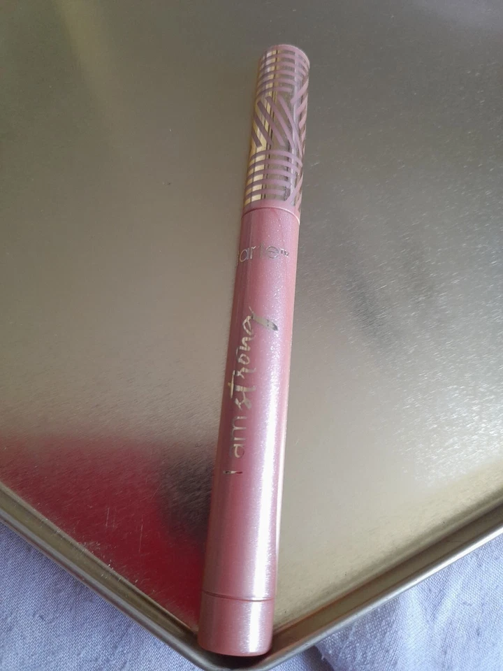 Tarte I Am Strong Eyeshadow Crayon - Image 1 of 1