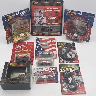 Mixed Lot Of 10 Dale Earnhardt, Richard Petty And Others NASCAR Diecast Cars - Image 1 of 4
