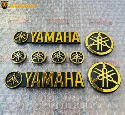 Juego de 8 horquillas doradas 3D + emblema de insignia de letra para carenado de tanque de motocicleta R1 R3 R6 Foto 1 de 4