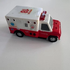 Vintage FunRise 1993 No. 18 Rescue Ambulance - Picture 1 of 4