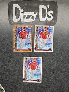 2025 Topps Holiday #H50 Mike Trout Gold & Holiday Lights SP With Base. Pls Lesen - Bild 1 von 5