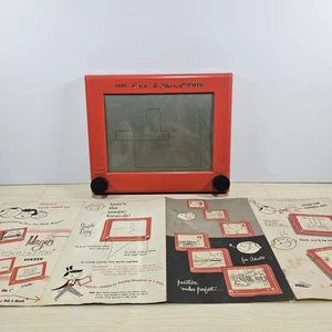 Magic Etch A Sketch Screen - Red with Black Functioning Dials With INSTRUCTIONS - Picture 1 of 24