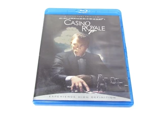 Casino Royale Two-Disc Collector's Edition Blu-ray Movie - Imagen 1 de 4