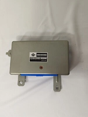 Infiniti Q45 1991 módulo de control de transmisión OEM TCM TCU 31036 64U10 p13 1995 Foto 1 de 3