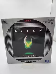 Alien 1982 Sigourney Weaver Extended Play LaserDisc - Picture 1 of 14