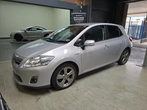 2012 Toyota Auris 1.8 VVT-h T Spirit CVT Euro 5 (s/s) 5dr HATCHBACK Petrol/Elect - Picture 1 of 3
