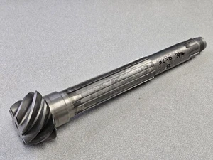 VERY NICE MATCHING ORIGINAL PORSCHE 911 915 8:31 PINION SHAFT 3/76 1976-86 - Bild 1 von 10