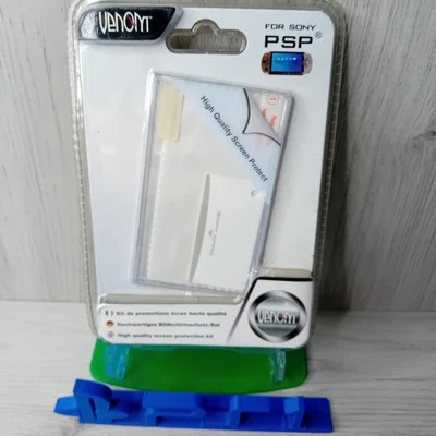 VENOM FOR SONY PSP SCREEN PROTECTION KIT - RARE RETRO GAMING - NEW SEALED, - Image 1 of 4