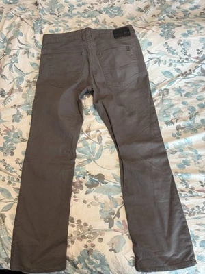 Buffalo Jeans Sam-X 32x30 Gris Excelente Estado Usado Foto 1 de 4