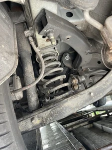 2023 KIA XCEED REAR LEFT BACK SUSPENSION CORNER HUB ARBS BRAKES SHOCK SPRING - Picture 1 of 7