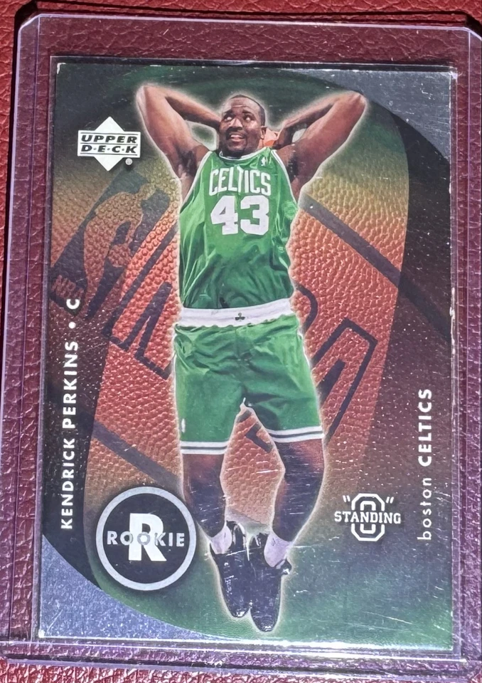2003-04 Upper Deck Standing "O" - Rookie Kendrick Perkins #111 (RC) Foto 1 de 1