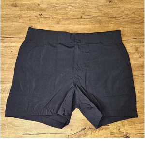 Eddie Bauer Flat front Lightweight Nylong Hiking Outdoor Shorts size 10 WMN - Picture 1 of 8