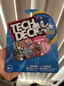 Tech Deck 2024 Finesse Sonic the Hedgehog Rings fingerboard NEW - Picture 1 of 2