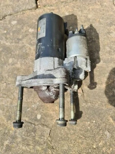 Peugeot/Citroën 2.0 Hdi Starter Motor - Picture 1 of 4