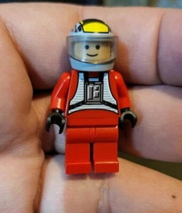 LEGO STAR WARS #6208 Rebel Pilot B-wing Minifig Light Flesh C16-3  - Picture 1 of 5