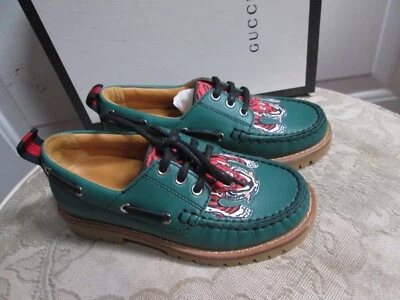 Mocasín Gucci Niño Pequeño Cuero Verde con Estampado Animal Rojo Talla Eur 27/US 10.5 NUEVO SIN CAJA Foto 1 de 4
