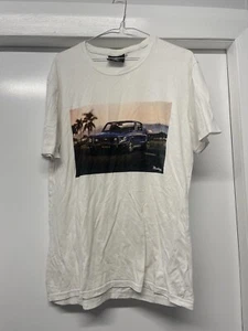 Ford Mustang Picture T-shirt Size Medium Jeanswest Car - Picture 1 of 6