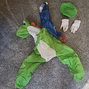 Nintendo Luigi Riding Yoshi Inflatable Child Size M 7-8 Costume Super Mario Bros - Picture 1 of 4