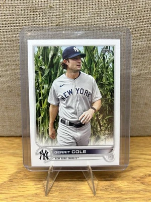 2022 Topps Serie 1 Gerrit Cole Field Of Dreams Corn Field SSP Foto 1 de 2