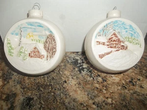 Vintage 1978 Porcelain Duncan Enterprises Cabin/Home Scene Christmas Ornament - Picture 1 of 7