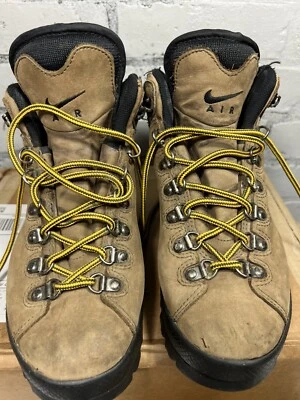 Botas de Senderismo Nike Air ACG De Colección Años 90’s Talla 7 Para Mujer’s  Foto 1 de 4